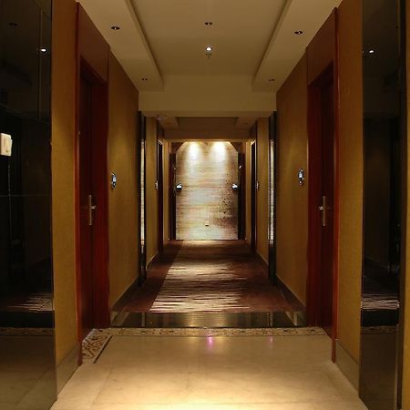 Harbin Yakelai Holiday Hotel Exterior foto