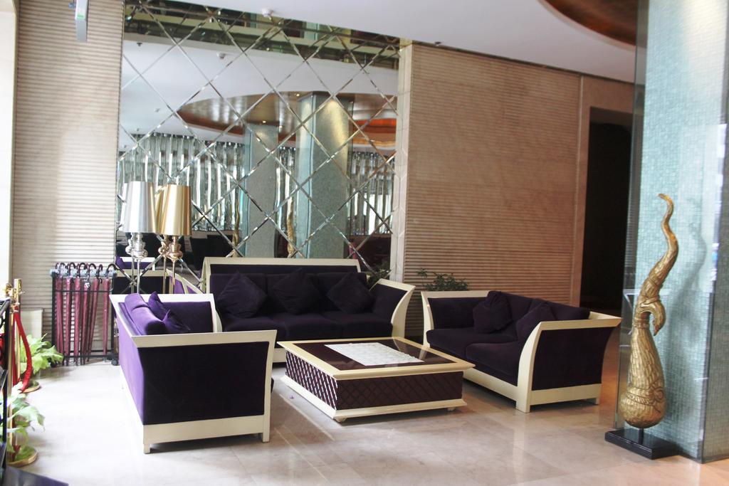 Harbin Yakelai Holiday Hotel Exterior foto