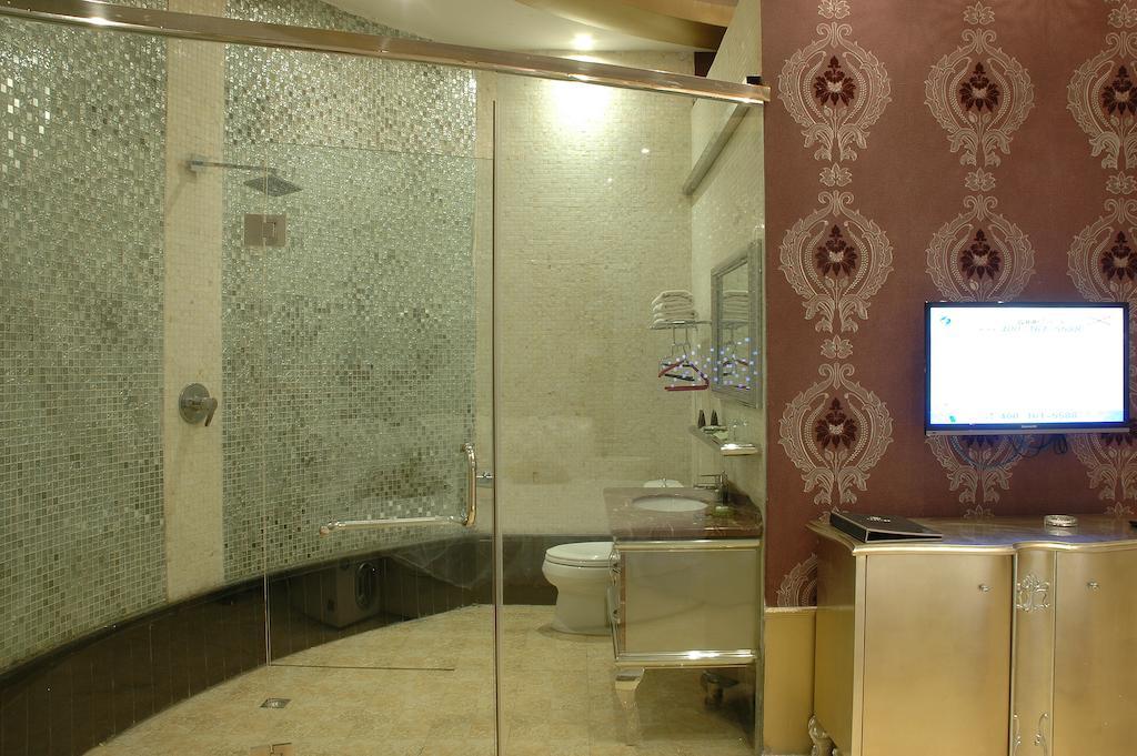Harbin Yakelai Holiday Hotel Exterior foto